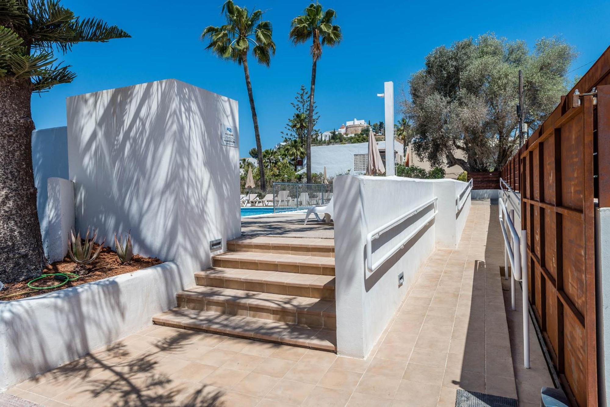 Pierre & Vacances Ros Ibiza Santa Eularia des Riu Exterior photo