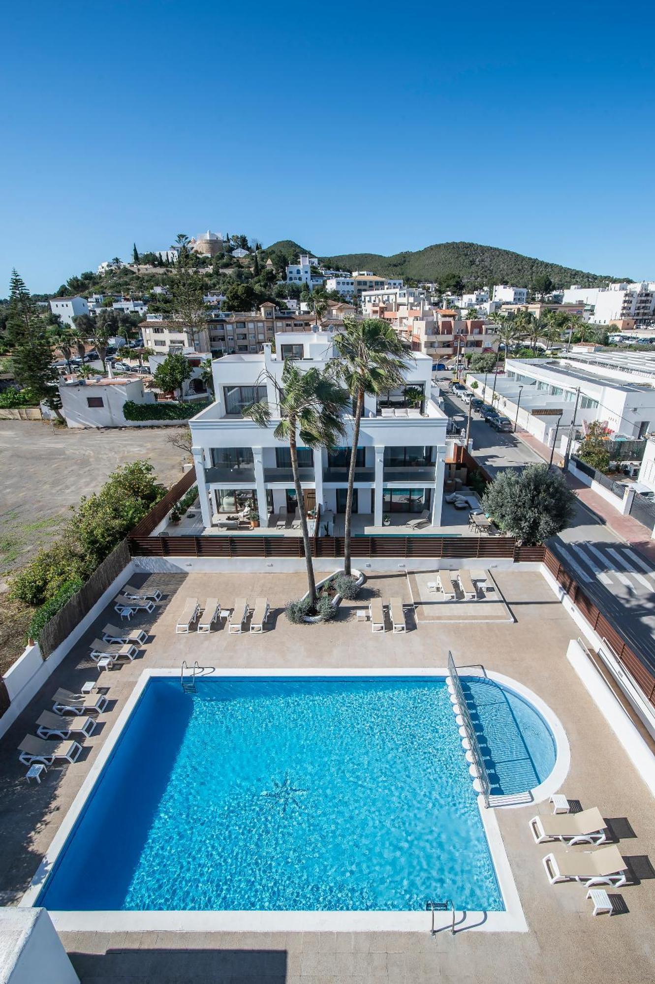 Pierre & Vacances Ros Ibiza Santa Eularia des Riu Exterior photo