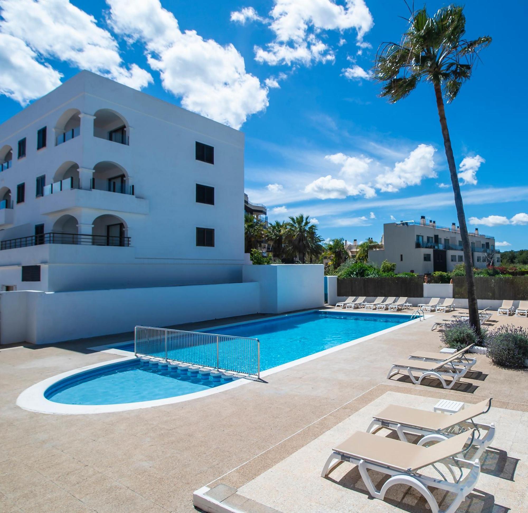 Pierre & Vacances Ros Ibiza Santa Eularia des Riu Exterior photo